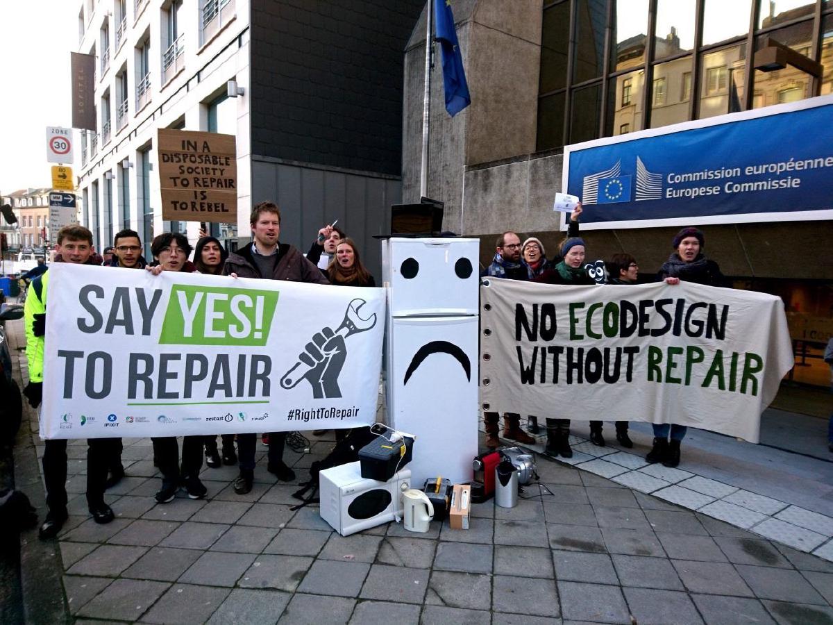 Terrible car privacy, Right to Repair for smartphones, and more!